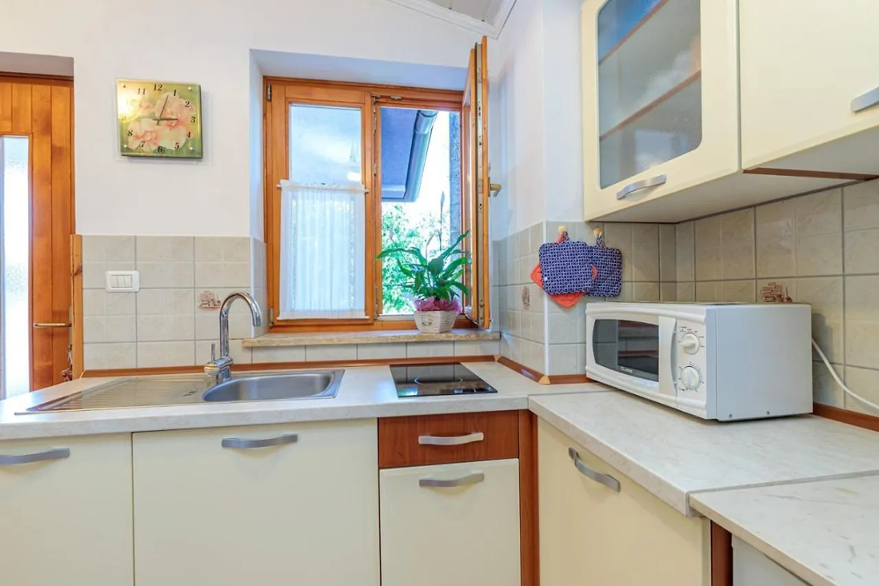 Apartments Sveti Leonard 308 Oprtalj Kroatien