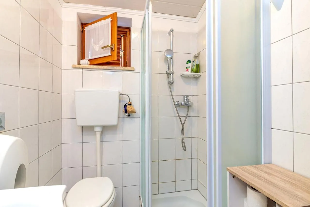*** Guest house Apartments Sveti Leonard 308 Oprtalj Croatia